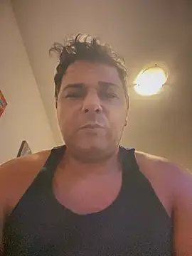 Snapshot of SecretlyDD chatting on 03-18-25, 05:31 SecretlyDD online show from 03-18-25, 05:31