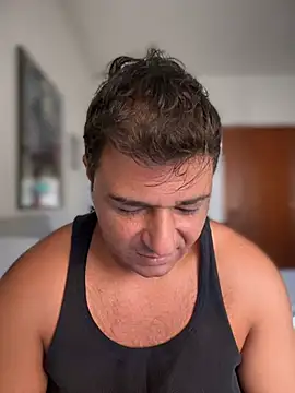 Snapshot of SecretlyDD chatting on 03-19-25, 10:33 SecretlyDD online show from 03-19-25, 10:33