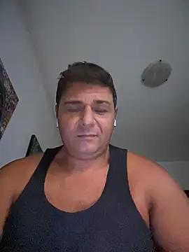 Snapshot of SecretlyDD chatting on 03-19-25, 04:45 SecretlyDD online show from 03-19-25, 04:45