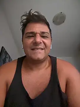 Snapshot of SecretlyDD chatting on 03-21-25, 07:22 SecretlyDD online show from 03-21-25, 07:22