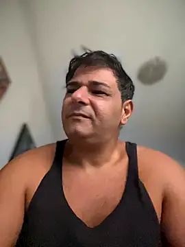 Snapshot of SecretlyDD chatting on 10-14-25, 07:42 SecretlyDD online show from 10-14-25, 07:42