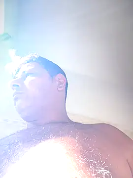 Snapshot of SecretlyDD chatting on 10-27-25, 09:35 SecretlyDD online show from 10-27-25, 09:35