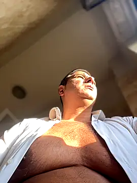 Snapshot of SecretlyDD chatting on 11-13-25, 08:13 SecretlyDD online show from 11-13-25, 08:13