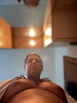 Snapshot of SecretlyDD chatting on 11-30-25, 02:10 SecretlyDD online show from 11-30-25, 02:10