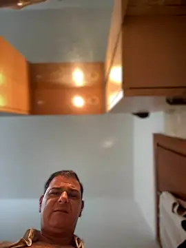 Snapshot of SecretlyDD chatting on 12-02-25, 09:14 SecretlyDD online show from 12-02-25, 09:14