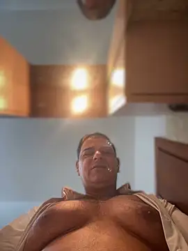 Snapshot of SecretlyDD chatting on 12-05-25, 09:29 SecretlyDD online show from 12-05-25, 09:29