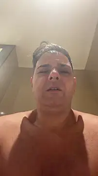 Snapshot of SecretlyDD chatting on 01-08-26, 06:26 SecretlyDD online show from 01-08-26, 06:26