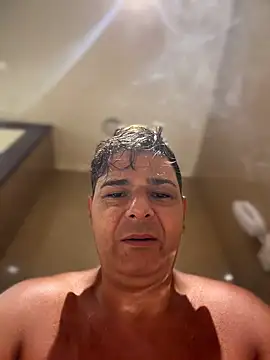 Snapshot of SecretlyDD chatting on 03-08-26, 06:28 SecretlyDD online show from 03-08-26, 06:28