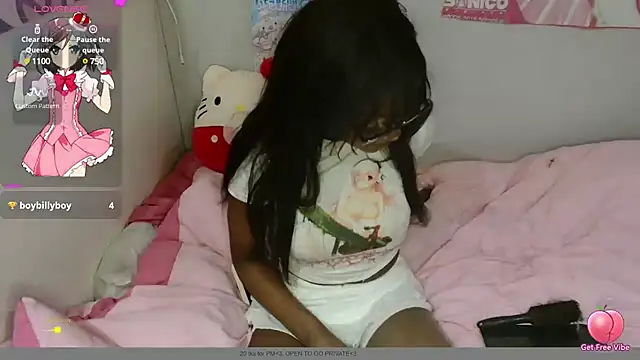 Snapshot of bunniix chatting on 02-24-25, 10:47 bunniix online show from 02-24-25, 10:47