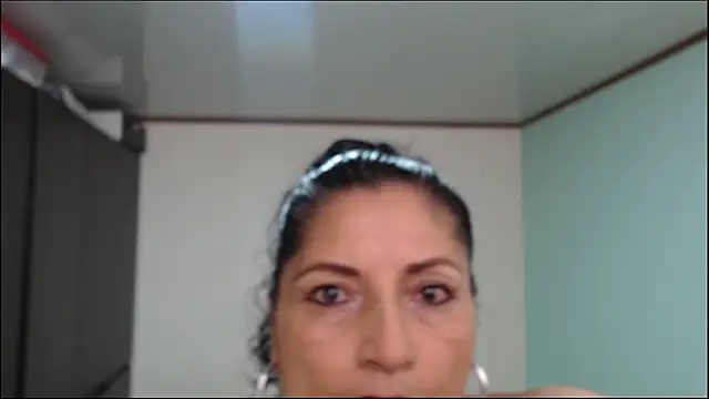 arianna ros3 online show from 10-02-25, 03:41