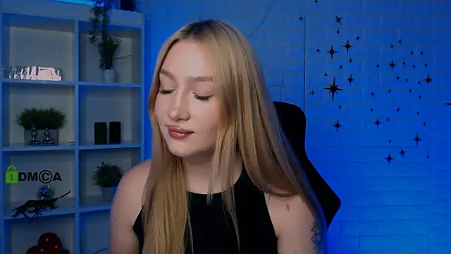 playful sophie online show from 05-26-26, 07:21