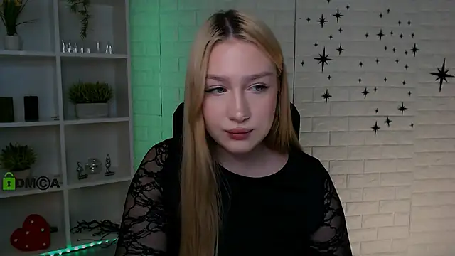 playful sophie online show from 05-27-26, 07:33