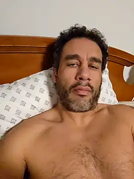 Snapshot of PNPdad6969 chatting on 12-30-24, 10:23 PNPdad6969 online show from 12-30-24, 10:23