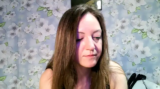 Snapshot of KattyLuuu chatting on 01-10-25, 08:40 KattyLuuu online show from 01-10-25, 08:40