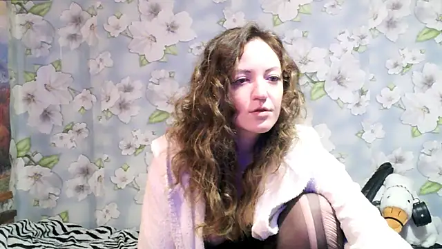 Snapshot of KattyLuuu chatting on 02-05-25, 11:50 KattyLuuu online show from 02-05-25, 11:50