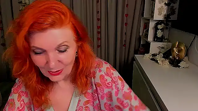 Fire-Fox-One online show from 10-06-25, 07:33