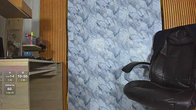 Hideintheoffice online show from 08-01-26, 01:05