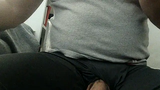 Snapshot of teek1234_1 chatting on 11-18-25, 05:01 teek1234 1 online show from 11-18-25, 05:01