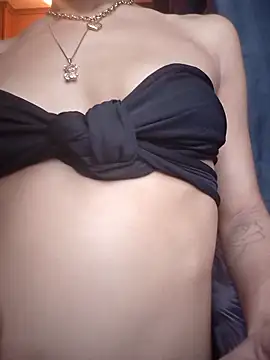 Snapshot of carmelbbyx22 chatting on 01-08-26, 01:24 carmelbbyx22 online show from 01-08-26, 01:24