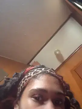 Snapshot of carmelbbyx22 chatting on 01-17-26, 07:39 carmelbbyx22 online show from 01-17-26, 07:39