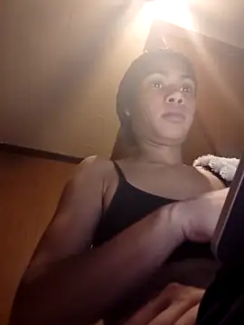 Snapshot of carmelbbyx22 chatting on 03-04-26, 06:19 carmelbbyx22 online show from 03-04-26, 06:19