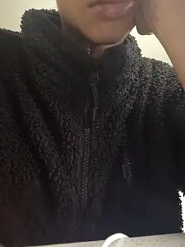 Snapshot of carmelbbyx22 chatting on 03-13-26, 12:28 carmelbbyx22 online show from 03-13-26, 12:28