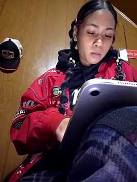 carmelbbyx22 online show from 04-25-26, 02:58