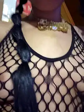 carmelbbyx22 online show from 04-25-26, 01:41