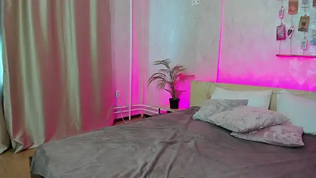 Cheryl  Brown online show from 02-09-25, 04:14