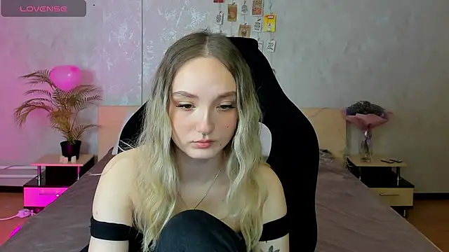 Cheryl  Brown online show from 02-17-25, 01:36