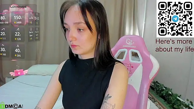 Snapshot of Cheryl__Brown chatting on 01-06-26, 01:31 Cheryl Brown online show from 01-06-26, 01:31