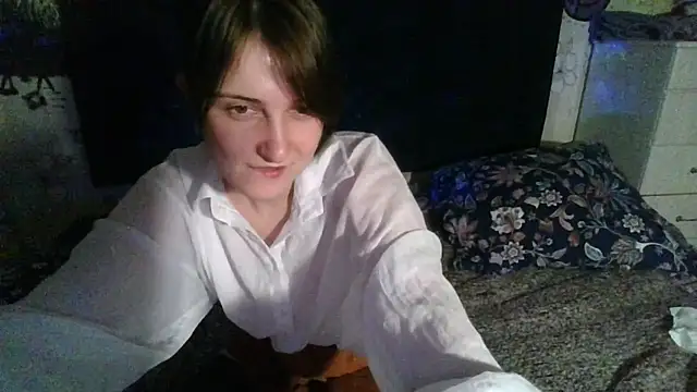 Snapshot of AlexsandraZoomer chatting on 12-18-24, 06:14 AlexsandraZoomer online show from 12-18-24, 06:14