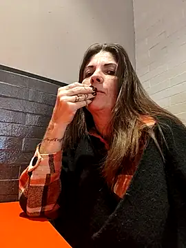 sansan2411 online show from 11-07-25, 01:11