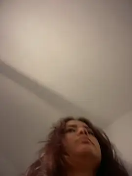 Snapshot of Ema_kraus chatting on 07-05-26, 10:17 Ema kraus online show from 07-05-26, 10:17
