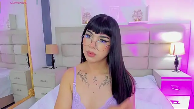 RoseCassie online show from 02-24-25, 04:04