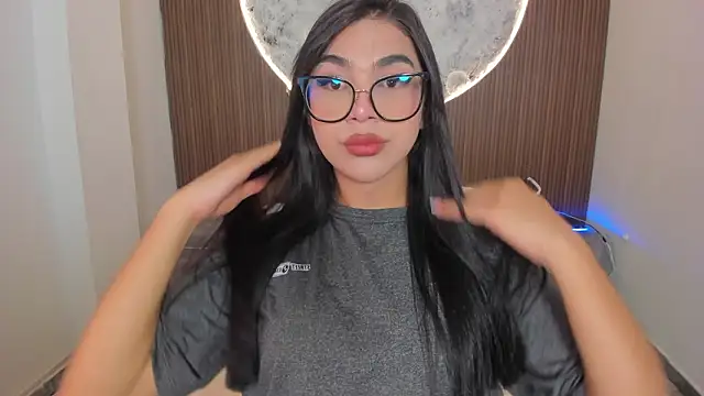 RoseCassie online show from 03-03-26, 01:39