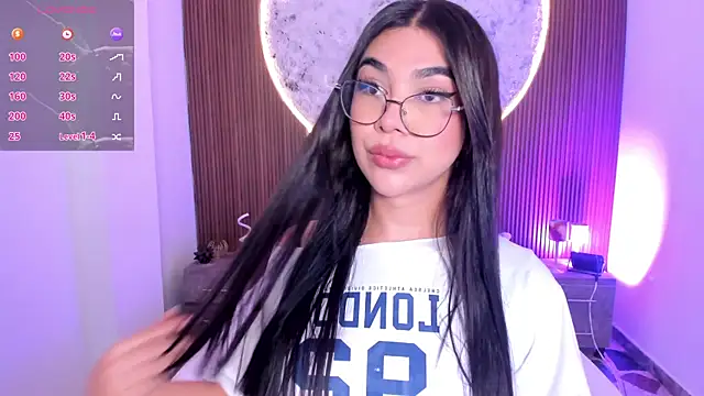 RoseCassie online show from 07-12-26, 01:24