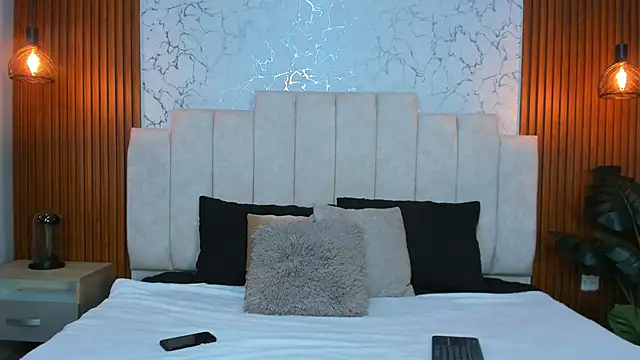 AinaraJimenez online show from 02-10-25, 03:13