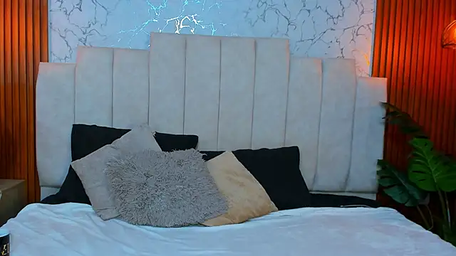 AinaraJimenez online show from 02-15-25, 10:22