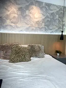 AinaraJimenez online show from 11-24-25, 07:24