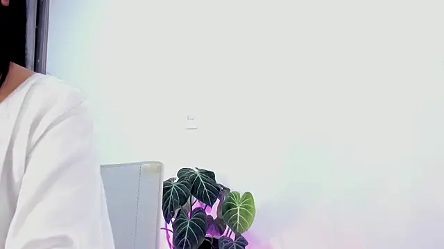 Sara Leblanc online show from 03-10-25, 12:37