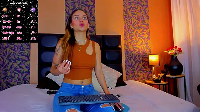 Snapshot of hinata_itachi chatting on 02-06-25, 05:35 hinata itachi online show from 02-06-25, 05:35