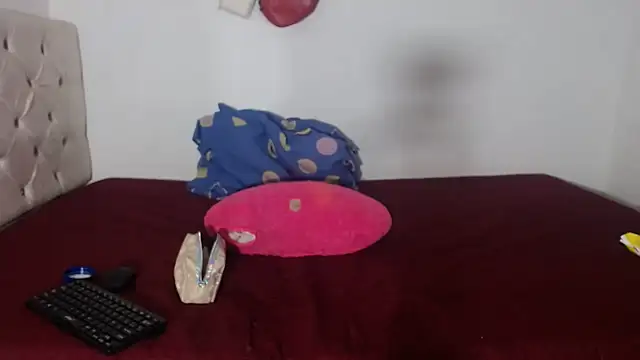 evaFiore online show from 02-04-25, 04:15