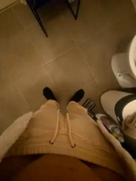 Snapshot of Kingqueen696 chatting on 03-07-26, 11:24 Kingqueen696 online show from 03-07-26, 11:24