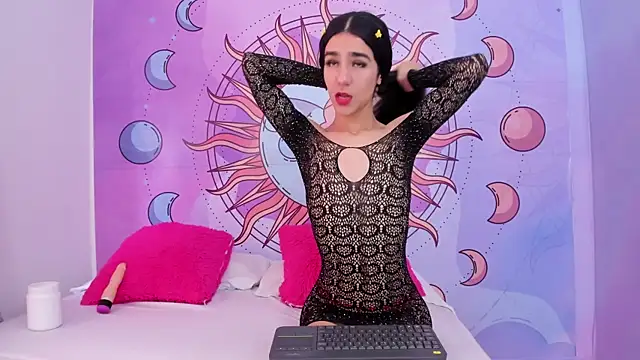 Mariana 16  online show from 10-22-25, 02:28