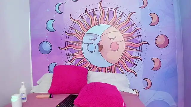 Mariana 16  online show from 11-08-25, 07:45