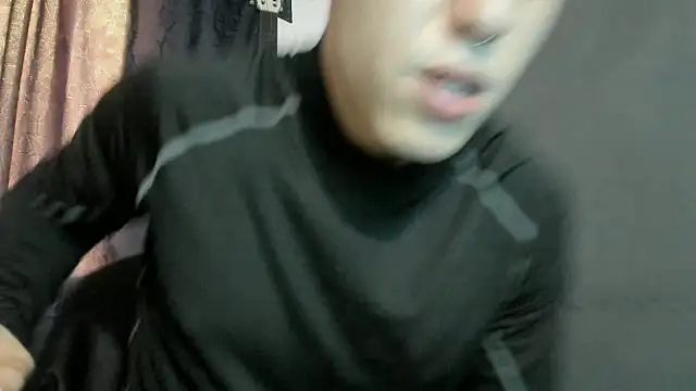 Snapshot of Antonello_Vannucci chatting on 12-21-25, 10:39 Antonello Vannucci online show from 12-21-25, 10:39