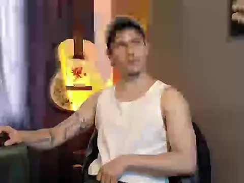 Snapshot of Antonello_Vannucci chatting on 03-05-26, 02:24 Antonello Vannucci online show from 03-05-26, 02:24