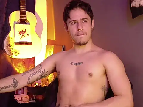 Snapshot of Antonello_Vannucci chatting on 03-12-26, 04:13 Antonello Vannucci online show from 03-12-26, 04:13