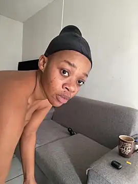 Snapshot of beverlyxxxx chatting on 11-09-25, 09:07 beverlyxxxx online show from 11-09-25, 09:07